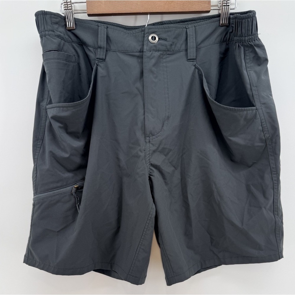 OOBE Lightweight Shorts Size 34 Dark Gray Cargo Zippered Pocket Button Closure